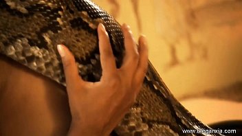 Preview 3 of Yesilcam Xnxx - Bollywood Passion from Eleganxia