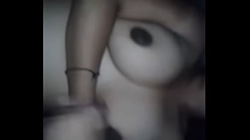 Preview 1 of Lisbain Pure - rica venida en sus tetas