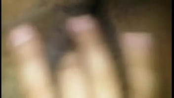 Preview 2 of Noviocornudo - Horny girlfriend shivers while fingering