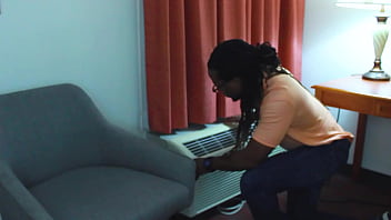 Preview 1 of Celu Perdido - HE FIXED THE AC AND MY GUTS