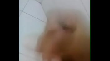 Preview 1 of Muslim Couple Kitchen Sex Cam - Luan mostrando o pau