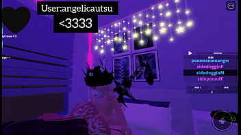 Preview 2 of She Grab Dick - Follando a mi amiga en los condo de roblox