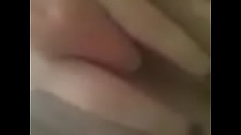 Preview 2 of Film Porneau - girlfriend fingers ass and pussy