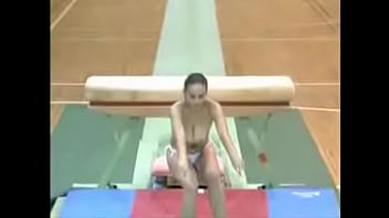 Preview 3 of Sexmex Kissing - nude gymnast