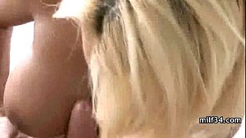 Preview 2 of Tube Porn France Wh - Juicy Pussy On Horny MILF