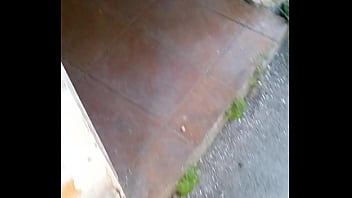 Preview 1 of Www Sunny Lelano Video Xxxx - Branquinha bunduda se exibindo bundao em outra casa abandonada
