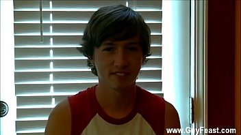Preview 1 of Seksi Ve - Sexy men Toilet or cum?
