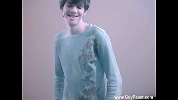 Preview 1 of Turbanli Beeg - Free gay teen homemade amateur videos He looks pretty tasty when he
