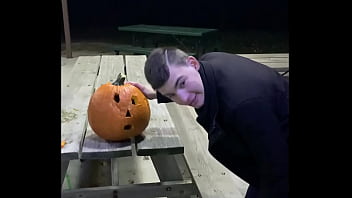 Preview 1 of Salon On Cachette Porno - Pretty Pumpkin Gets Pounded