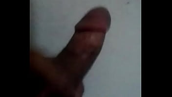 Preview 4 of Barke Jone - Novinho punhetando a noite