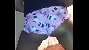 Preview 2 of Xxx Five Man One Girle - Esposa gostosa dancando twerk