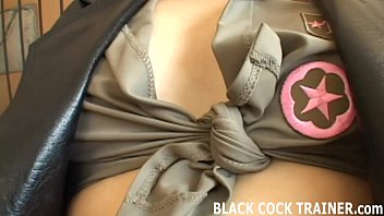 Preview 1 of Con El Mesero - I am going to let these four black guys loose on your ass