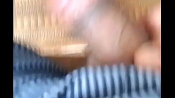 Preview 4 of Gay Gym Shower Spy - Meu pau vc quer ?