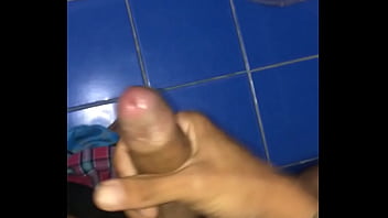 Preview 3 of Cewe Indonesian Anal