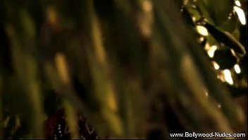 Preview 1 of Mantal Sax - Advanced Bollywood MILF Dancing