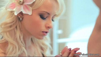 Preview 2 of 1 Girl 2 Boy Brazzers Video - From Hands To Lips BJ
