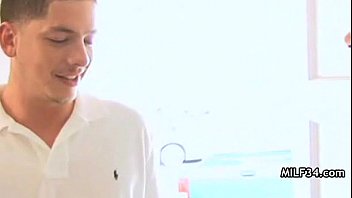 Preview 2 of Amture Fuck Porn Tube - my sexy sporty mom