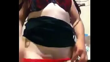 Preview 3 of Me Com A Mi Prima - video-1439230756.mp4