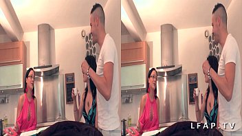 Preview 2 of Fantasias Cuckold - FFM Fete a la maison du sexe 3D