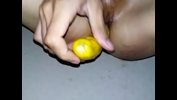 Preview 2 of Tutnah Creampe - Chơi vs dưa leo