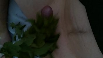Preview 4 of Xxx Syx Kom - nettles 2005 - part 3