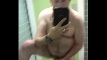 Preview 2 of Hlebomobiin Pussy - VID 20150910 130001