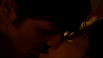 Preview 3 of Quito Ecuador Dating - Todas as cenas de Nudez de Narcos