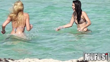 Preview 1 of Ex Fmle Ta Sie - Mofos - Two perfect beach babes have some fun