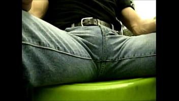 Preview 3 of Licking Cum From Girl Feet Slave - paquete metro