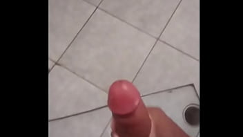 Preview 4 of Atk Hairy Hd Sex - magrelo novinho virgem gozando no chuveiro