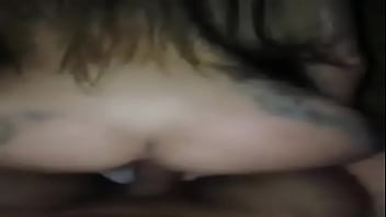 Preview 1 of Sex With Afghani Girl First Time - fudendo a consultora tatuada