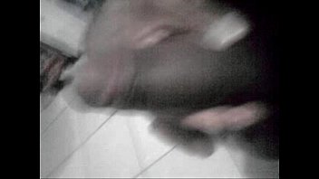 Preview 2 of Small Amateur Erito - &iquest_Quien quiere leche?