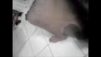 Preview 3 of Small Amateur Erito - &iquest_Quien quiere leche?