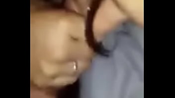 Preview 1 of Red Rose Xxx Video - pendeja me tira la goma