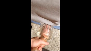 Preview 2 of Mastrubsi - filling the fleshlight
