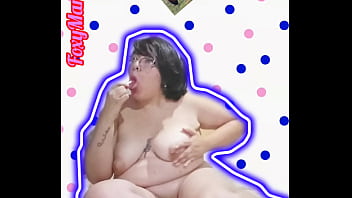 Preview 2 of Sunny Leones Sexy - Muevo el culo como una perra