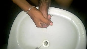 Preview 4 of Fucks Pussy Licking New York 14 - punheta virgen