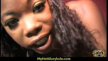 Preview 3 of Vidios Porno De Abuelas Peluda - Super Cute Ebony at Gloryhole 10