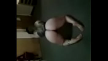 Preview 1 of Dildo Vibrator In Pussy - ky girl wants dicked