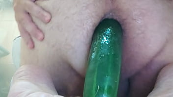 Preview 3 of Sexy Mssag - Sentando no pepino.