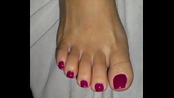 Preview 3 of Sunny Leone And Liolmesyy - Asian pedicure toes get cumshot.