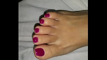 Preview 1 of Sunny Leone And Liolmesyy - Asian pedicure toes get cumshot.