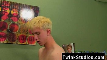 Preview 4 of Boygirl Xxx Video - Young gay boy seduces young straight friend A high-calorie handle