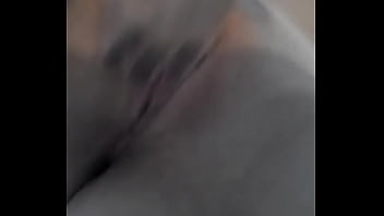 Preview 4 of Hairy Auny - Safada do Kiwi se masturbando
