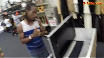 Preview 1 of Video Vi - Black BF let the pawn man fucks his GF to earn extra money