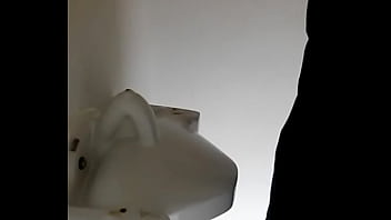 Preview 3 of Cewek Ngontot Sana Anjing - Espiando en el ba&ntilde_o