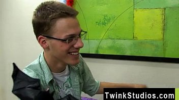 Preview 2 of Indionass Xxx - Super sexy hindi gay story Taylor Lee and Jae Landen are two college