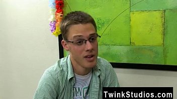 Preview 1 of Indionass Xxx - Super sexy hindi gay story Taylor Lee and Jae Landen are two college