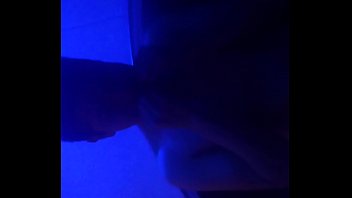 Preview 2 of Big Lun Son Frind - Latina tetona deliciosa