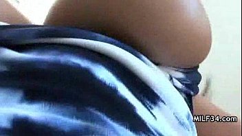 Preview 3 of Se Desnudaporno - Horny euro-milf fucks stranger